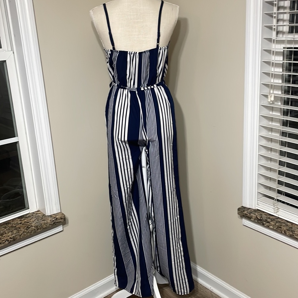 Blue and white striped jumpsuit - Picture 3 of 3